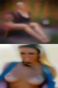Meet nude naked swinger BBW bed party.